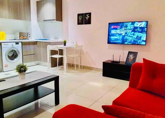 Hb1512- Hyve Studio Unit, Lake View, Cyberjaya, Free Wi-Fi, Free Parking, Netflix,Pool, 3038