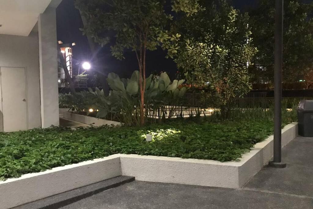Hb1512- Hyve Unit, View, Cyberjaya, Free Wi-fi, Free Parking, Netflix,pool, 3038 Apartment Cyberjaya