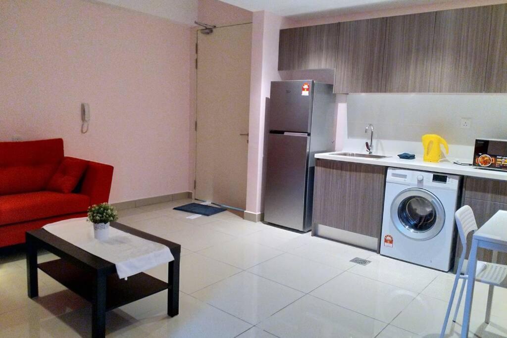 Hb1512- Hyve Unit, View, Cyberjaya, Free Wi-fi, Free Parking, Netflix,pool, 3038 Apartment Cyberjaya